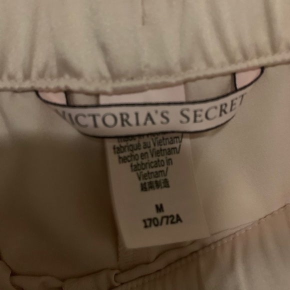 Victoria Secret’s Lounge Pants - Picture 5 of 5